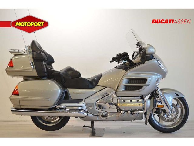 honda - gl-1800-goldwing-abs