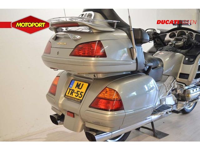 honda - gl-1800-goldwing-abs