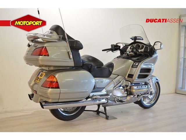 honda - gl-1800-goldwing-abs