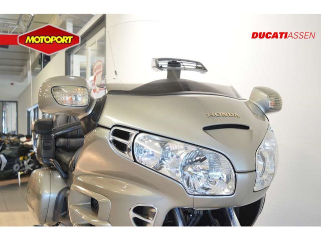 honda - gl-1800-goldwing-abs