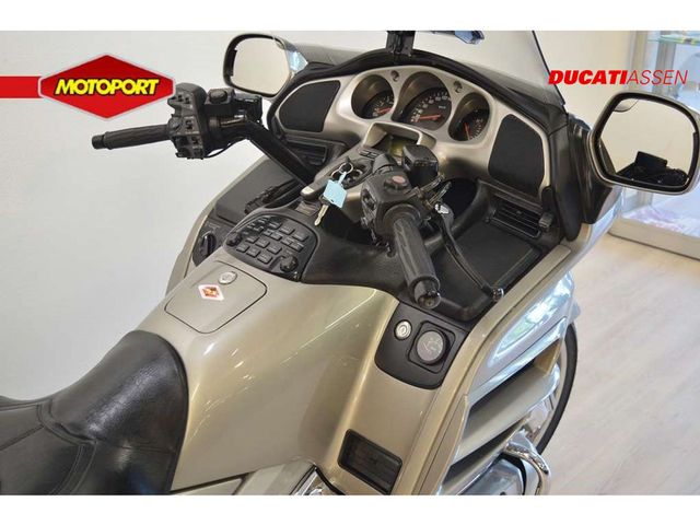 honda - gl-1800-goldwing-abs