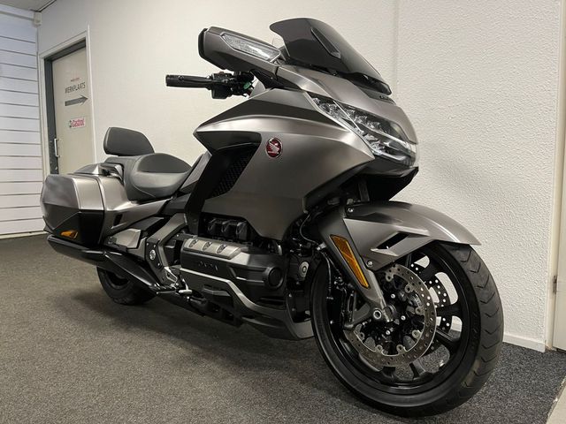 honda - gl-1800-goldwing-abs