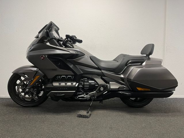 honda - gl-1800-goldwing-abs