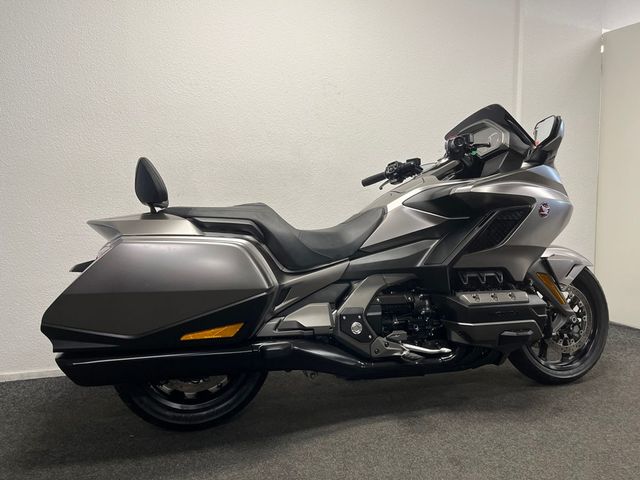 honda - gl-1800-goldwing-abs