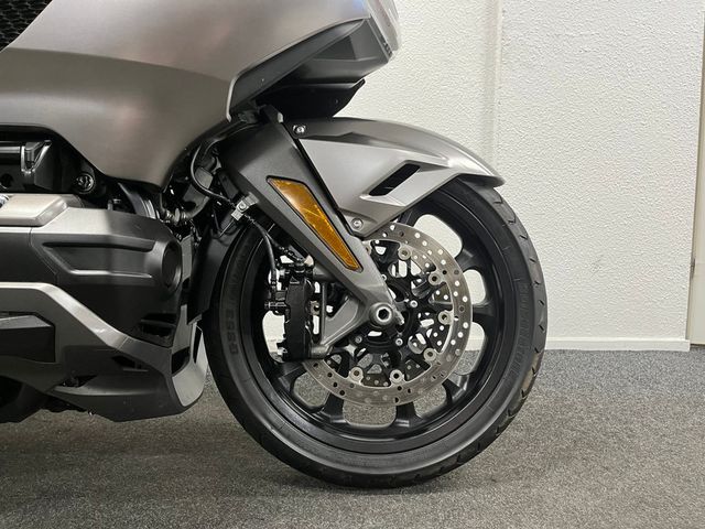 honda - gl-1800-goldwing-abs