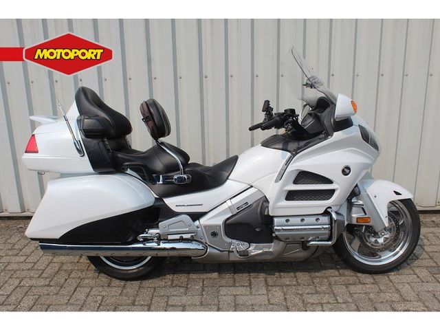 honda - gl-1800-goldwing-abs