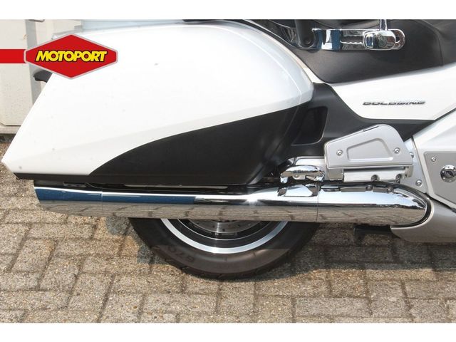 honda - gl-1800-goldwing-abs