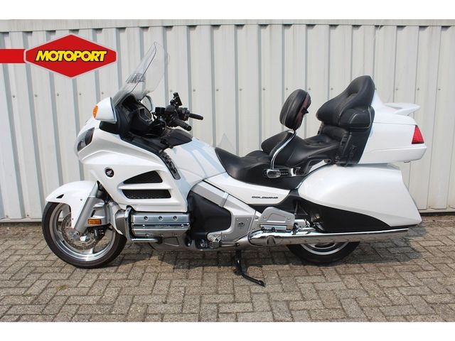 honda - gl-1800-goldwing-abs