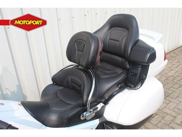 honda - gl-1800-goldwing-abs