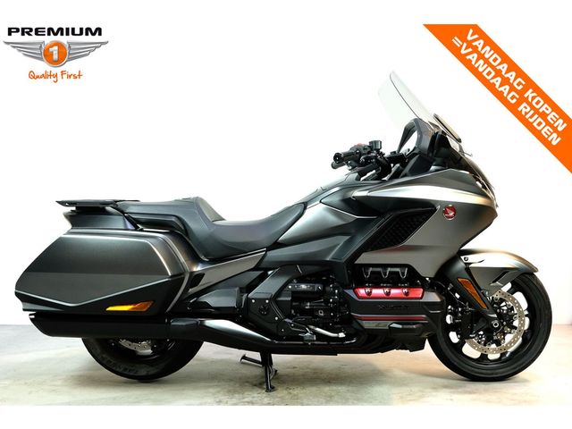 honda - gl-1800-goldwing-bagger