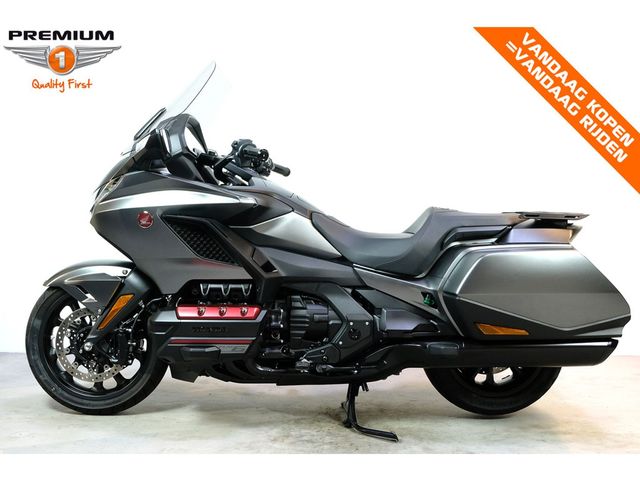 honda - gl-1800-goldwing-bagger