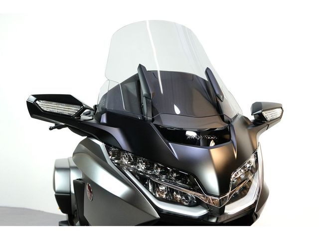 honda - gl-1800-goldwing-bagger