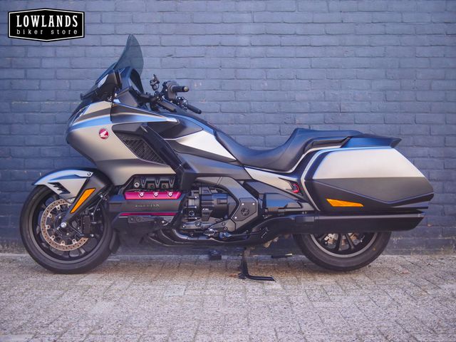 honda - gl-1800-goldwing-bagger-dct