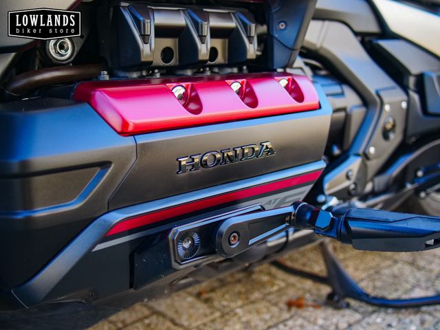 honda - gl-1800-goldwing-bagger-dct
