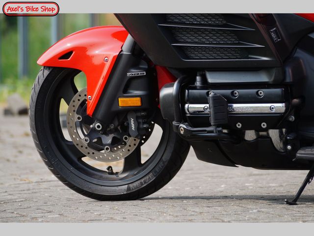 honda - gl-1800-goldwing-c-abs