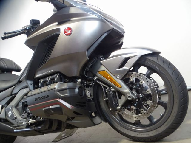honda - gl-1800-goldwing-f6b