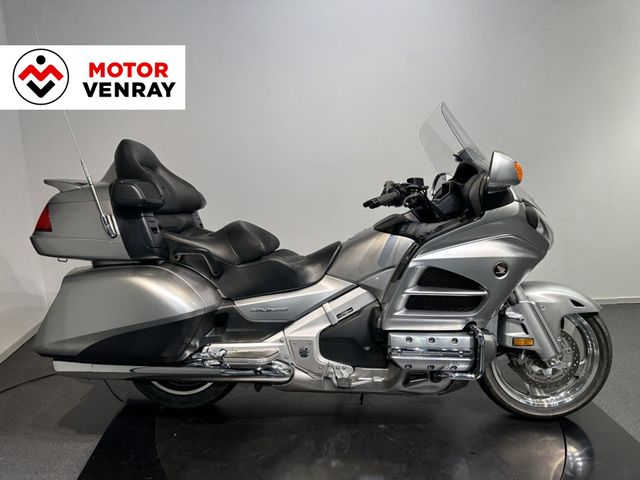 honda - gl-1800-goldwing-f6b