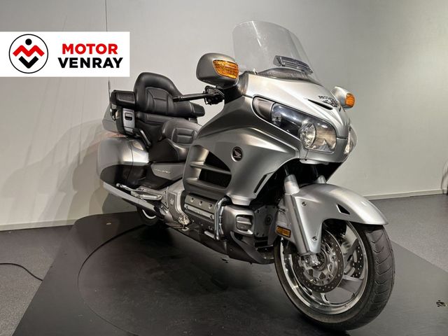 honda - gl-1800-goldwing-f6b