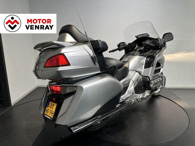 honda - gl-1800-goldwing-f6b