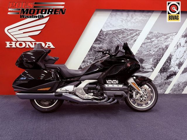 honda - gl-1800-goldwing-tour-dct