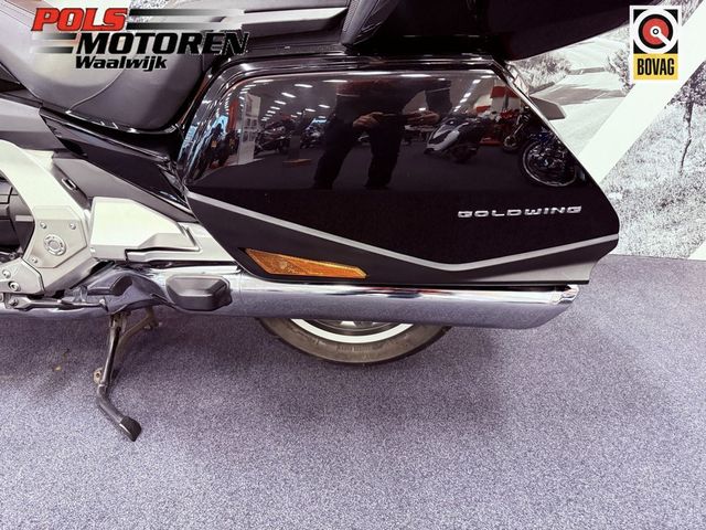 honda - gl-1800-goldwing-tour-dct