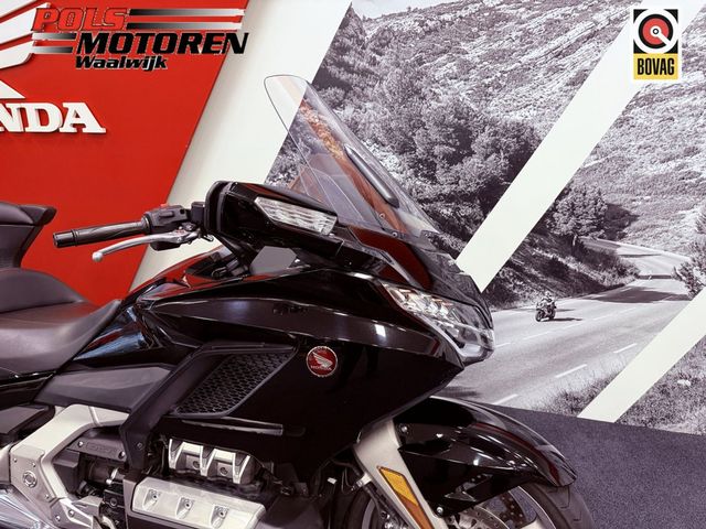 honda - gl-1800-goldwing-tour-dct