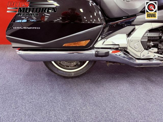 honda - gl-1800-goldwing-tour-dct