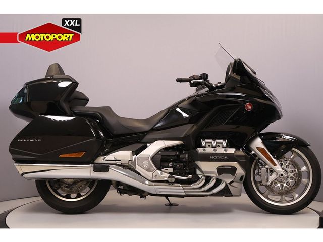 honda - gl-1800-goldwing-touring