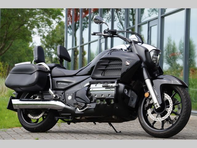 honda - goldwing-f6b-c-abs