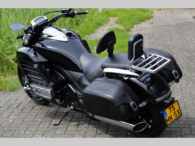 honda - goldwing-f6b-c-abs