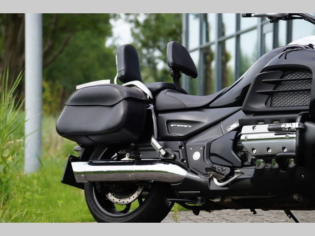 honda - goldwing-f6b-c-abs