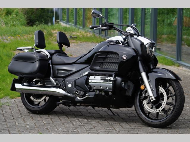 honda - goldwing-f6b-c-abs