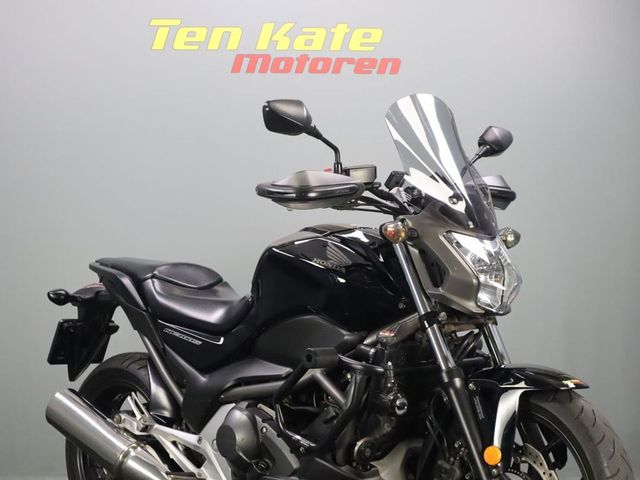 honda - nc-700-s-dct