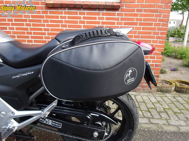honda - nc-700-x-c-abs