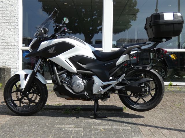 honda - nc-700-x-dct