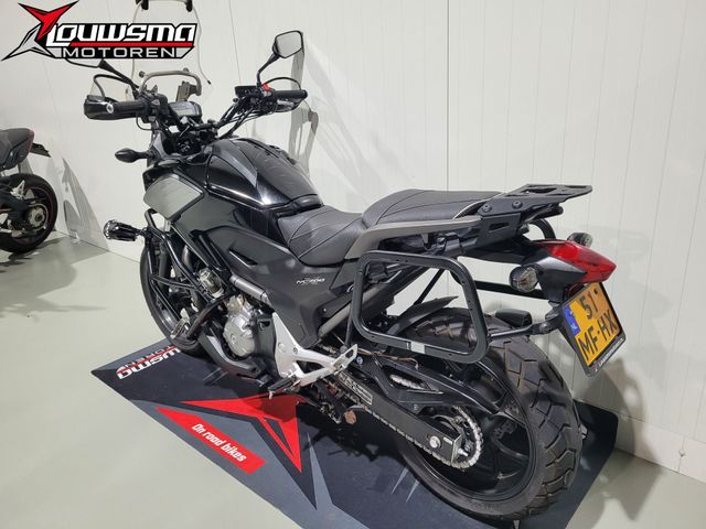 honda - nc-700-x-dct