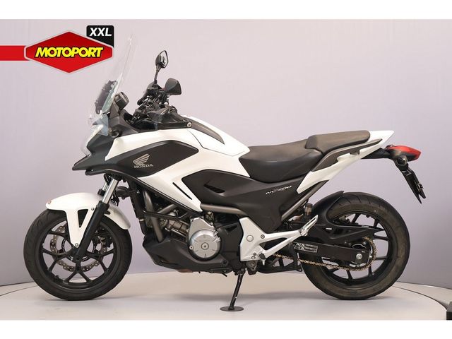 honda - nc-700-x-dct