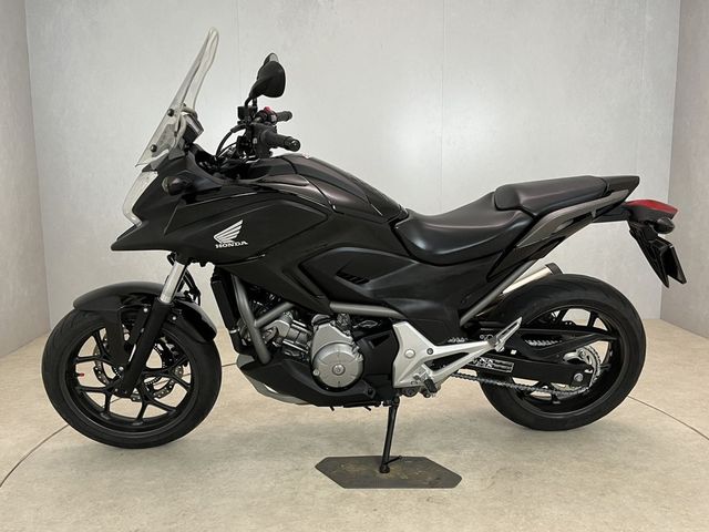 honda - nc-700-x-dct