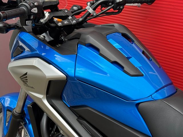honda - nc-700-x-dct