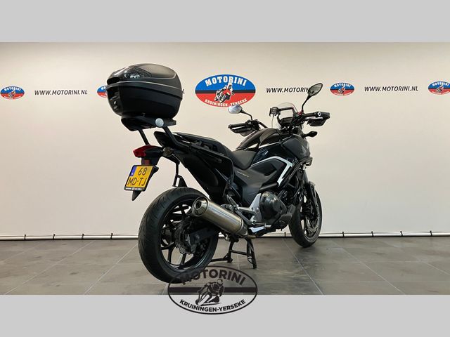 honda - nc-700-x-dct