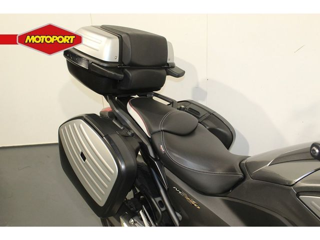 honda - nc-700-x-dct