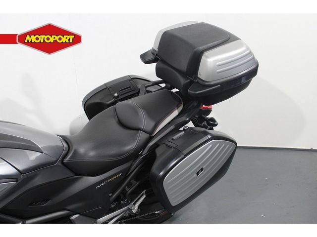 honda - nc-700-x-dct