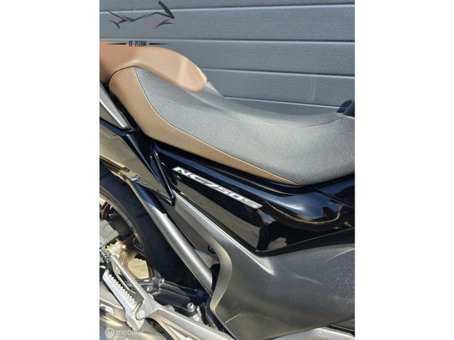 honda - nc-750-s-dct