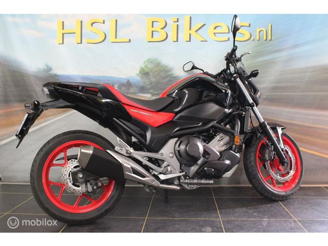 honda - nc-750-s-dct