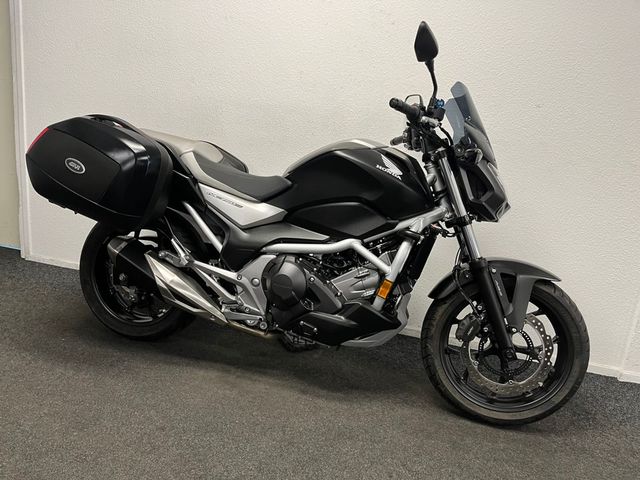 honda - nc-750-s-dct