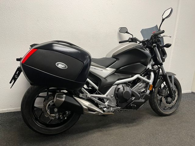honda - nc-750-s-dct