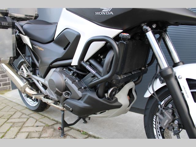 honda - nc-750-x-dct