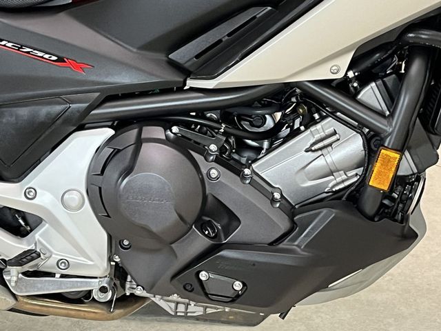 honda - nc-750-x-dct