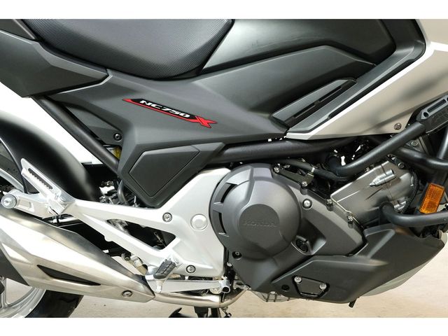 honda - nc-750-x-dct