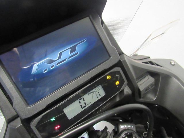 honda - nt-1100